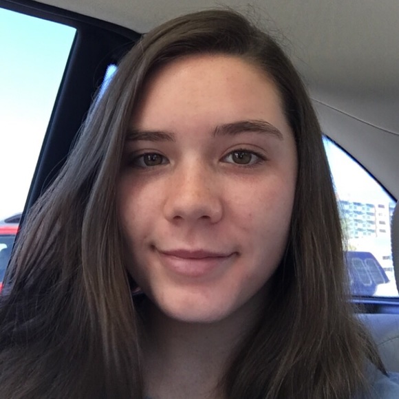 Meet your Posher, Haley - Picture 1 of 1